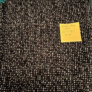 Black and White Queen Anne Wool